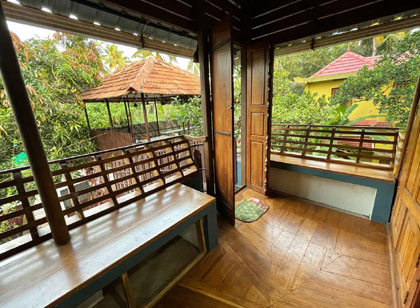 gallery | wooden hut rooms image 1 - thumbnail